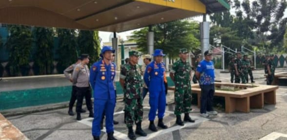 Ditpolairud Polda Jambi Ikut Serta Dalam Karya Bakti Peringatan Hari Juang TNI AD 2025