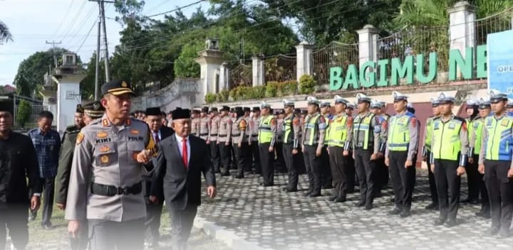 Personel Gabungan Ikuti Apel Gelar Pasukan Operasi Lilin Siginjai 2025 di Merangin