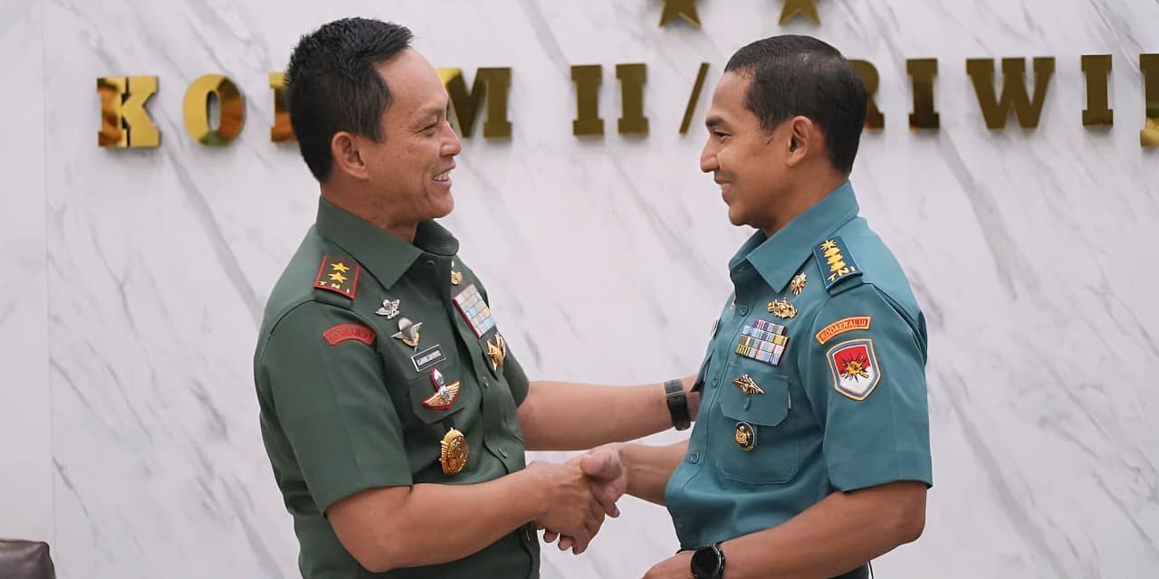 Terima Audiensi Undur diri Danlanal Palembang, Pangdam II/Sriwijaya : “Terima kasih Kolonel Laut (P) Faisal”