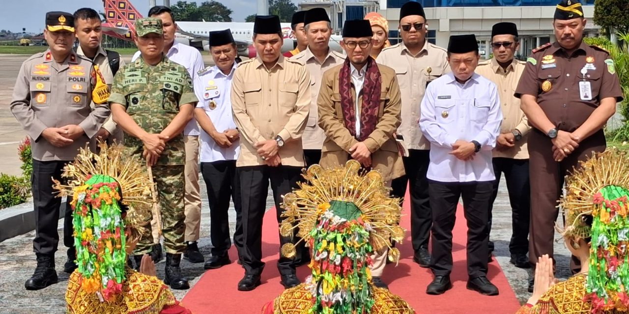 Danrem 042/Gapu Sambut Kunjungan Kerja Wamen Haji dan Umrah RI di Jambi