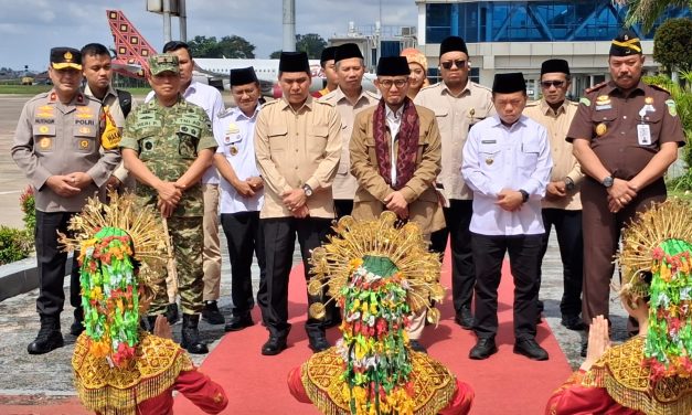 Danrem 042/Gapu Sambut Kunjungan Kerja Wamen Haji dan Umrah RI di Jambi