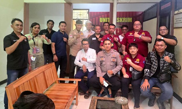 Tim Hukum FERADI WPI Kecewa, Aparat Terkait Tak Hadir Saat Dijadwalkan Di Polsek Majalaya