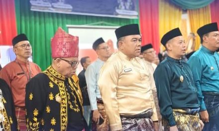 Sekda Muaro Jambi Hadiri Prosesi Penganugerahan Gelar Adat Melayu Jambi