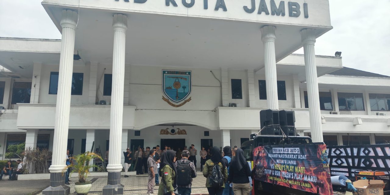 Aksi Damai ALAT JITU: Tutup Permanen Helen’s Play Mart