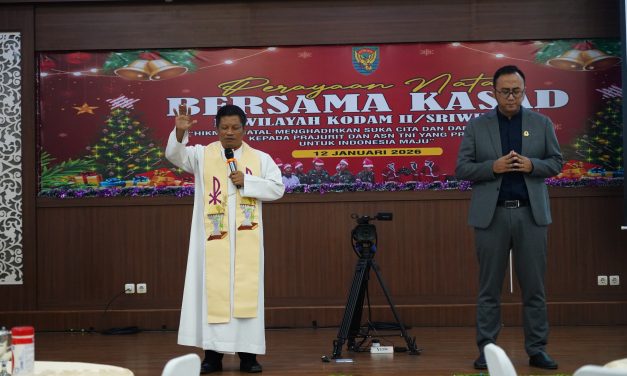 Perayaan Natal Tahun 2025 Bersama, Kasad : “Prajurit dan PNS TNI AD Miliki Potensi Besar Untuk Menjadi Saluran Berkat Bagi Masyarakat”