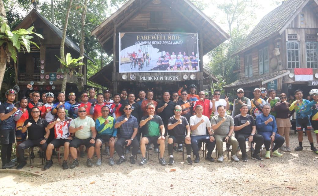 Farewell Ride Polda Jambi Bersama Insan Pers Dan Komunitas Sepeda, Kapolda: Bentuk Penghormatan Untuk Wakapolda