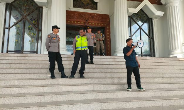 AMUK Guncang Kantor Gubernur Jambi, Soroti Dugaan Korupsi Dan Buruknya Pelayanan RSUD Raden Mattaher