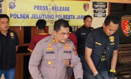 Unit Reskrim Polsek Jelutung Ungkap Kasus Pembacokan Di Parkiran Kafe, Dua Pemuda Diamankan