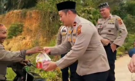 Polsek Bahar Selatan Berbagi Takjil Perkuat Kepedulian Dan Pelayanan Humanis Polri