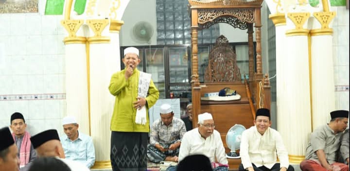 Hari Pertama Safari Ramadhan, Bupati Muaro Jambi Kunjungi Masjid Baitul Muttaqin
