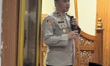 Wakapolres Muaro Jambi Gelar Tarawih Keliling, Ajak Warga Perkuat Kamtibmas Selama Ramadan