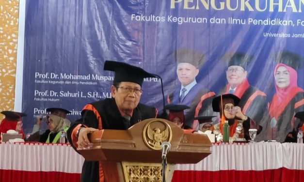 Bedah Korupsi Indonesia Vs Inggris, Prof. Sahuri Lasmadi Resmi Dikukuhkan Jadi Guru Besar Hukum Pidana UNJA