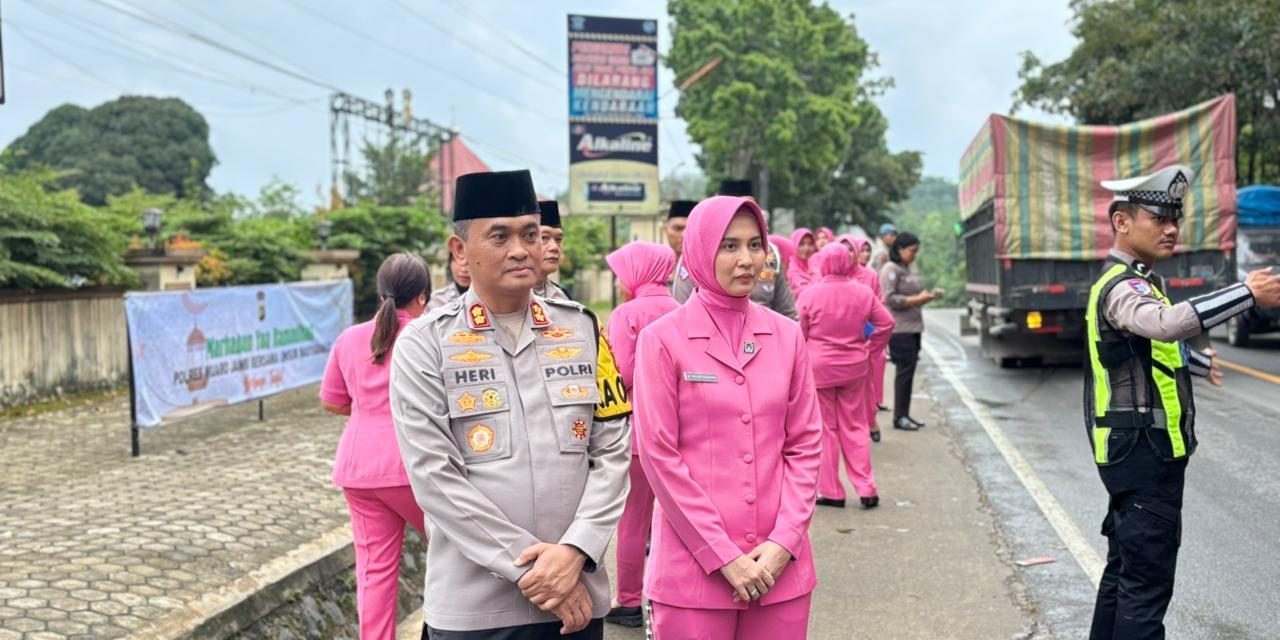 Polres Muaro Jambi Bagikan 350 Takjil Dan Santuni Anak Yatim Di Bulan Ramadhan