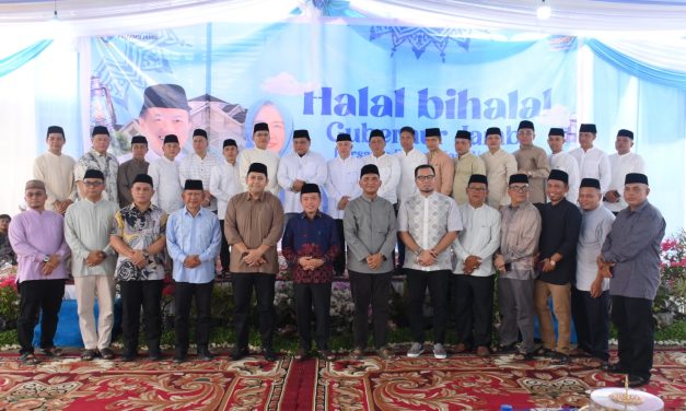 Open House Gubernur Al Haris, Hangatkan Silaturahmi Di Tengah Keterbatasan