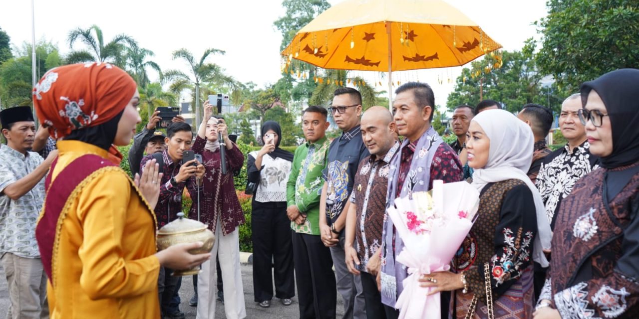 Safari Ramadhan, Danrem 042/Gapu Silaturahmi dengan Bupati Bungo