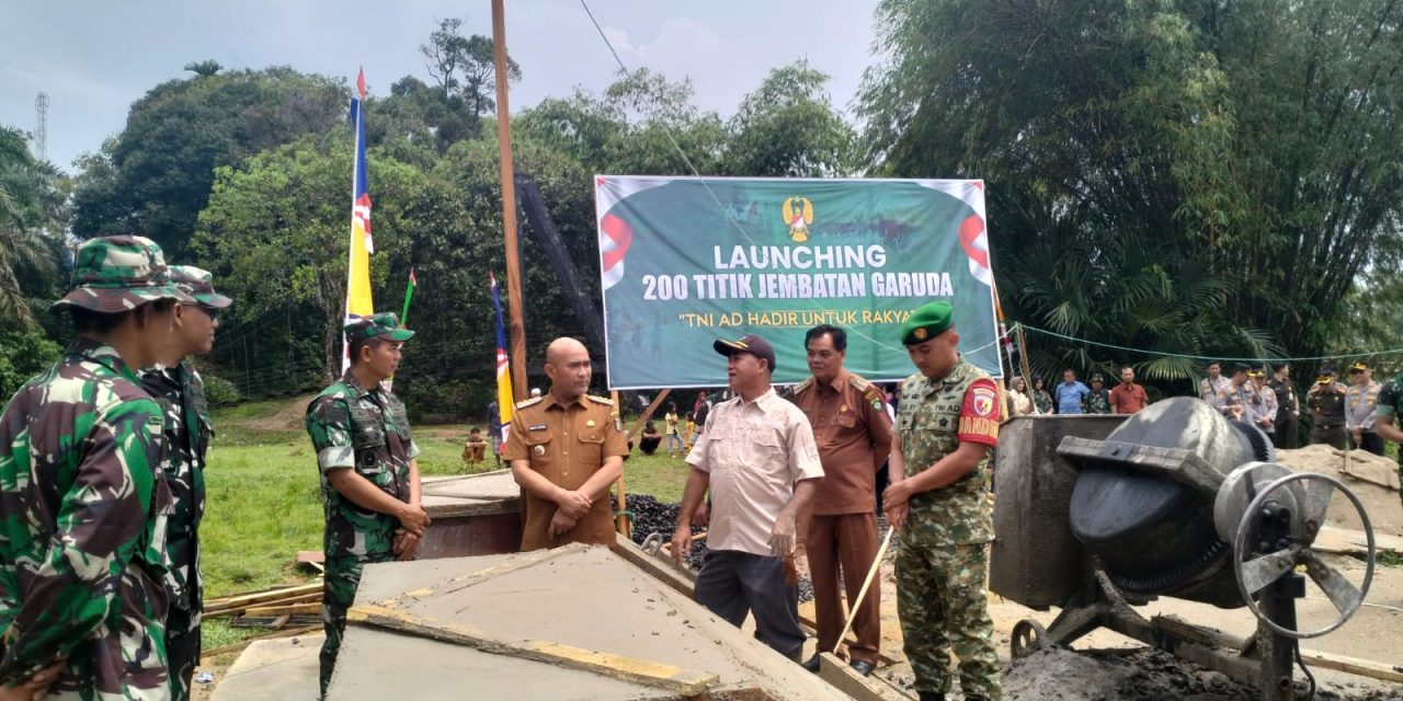 Danrem 042/Gapu tinjau Progres pembangunan KDKMP dan Jembatan Gantung di Kabupaten Bungo