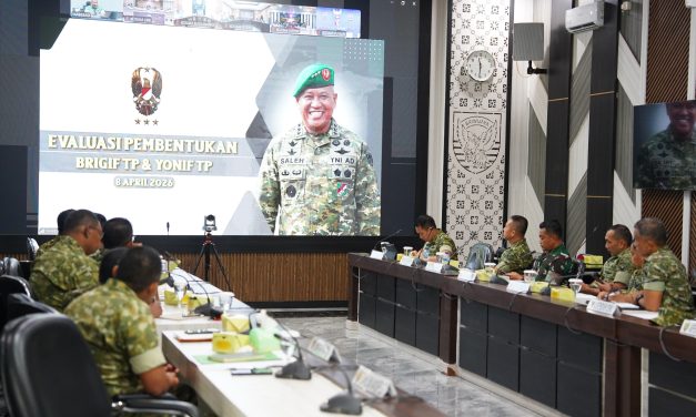 Kasdam II/Swj Ikuti Evaluasi Tata Tuksat Brigif Dan Yonif TP, Tekankan Transparansi Dan Profesionalisme Prajurit