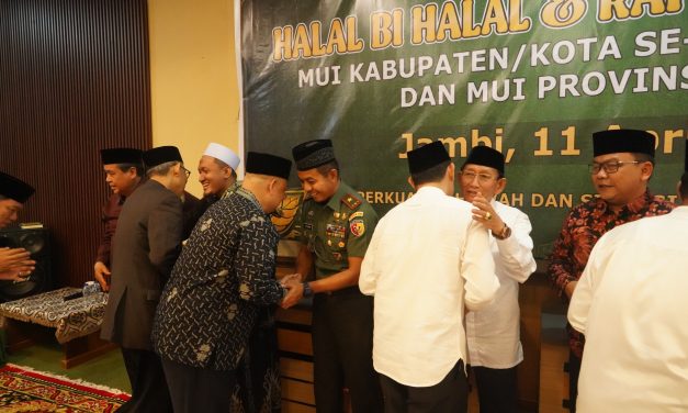 Dalam Nuansa Idul Fitri, Danrem 042/Gapu Perkuat Silaturahmi Dan Sinergi Di Rakor MUI