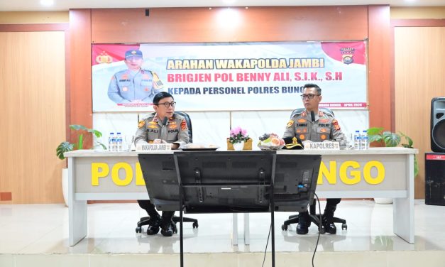 Wakapolda Jambi Kunjungi Tiga Polres Tekankan Profesionalisme Dan Pelayanan Publik