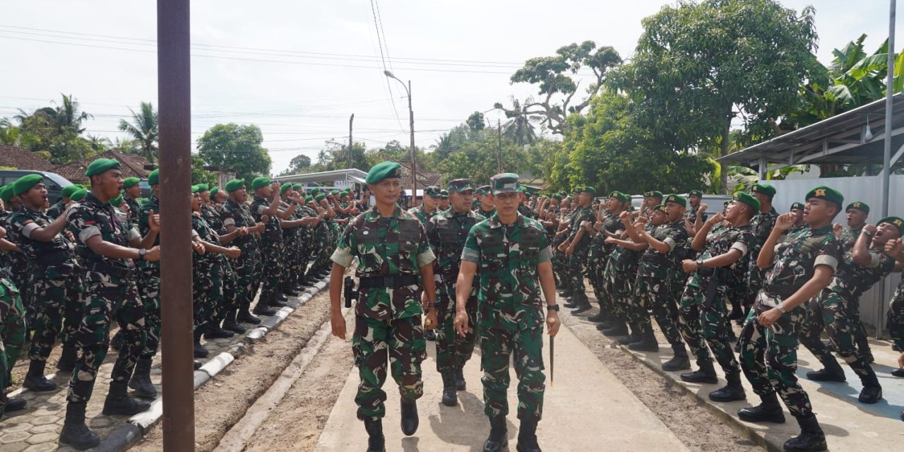 Pangdam II Sriwijaya Tinjau Yonif TP 949 DR Tekankan Disiplin Dan Kemandirian Pangan