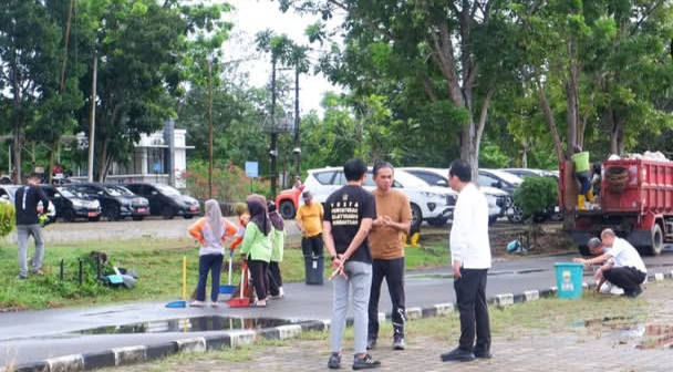 Pemkab Muaro Jambi Gelar Gotong Royong Massal, Tindaklanjuti Arahan Presiden