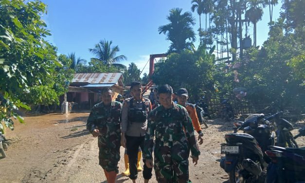 Banjir Landa Merangin Dan Sarolangun, TNI Bergerak Cepat Bantu Warga
