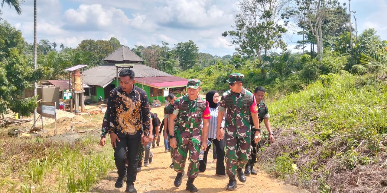 Danrem 042 Gapu Tinjau TMMD, Infrastruktur Dikebut Akses Ekonomi Warga Diperkuat