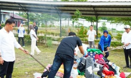 Kakanwil Ditjenpas Jambi Pimpin Pemusnahan Barang Hasil Penggeledahan Kamar Hunian