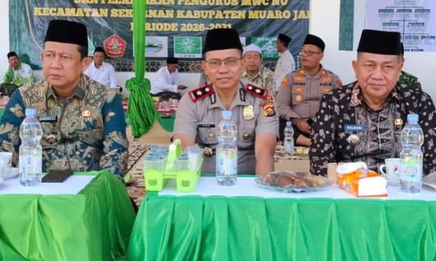 Wakapolres Muaro Jambi Hadiri Tasyakuran Ponpes Dan Pelantikan Pengurus MWCNU Sekernan