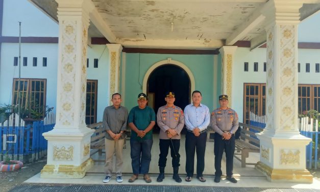 Kapolres Tebo Tinjau Pengamanan Ibadah Kenaikan Yesus Kristus Di Gereja HKBP Sungai Aro