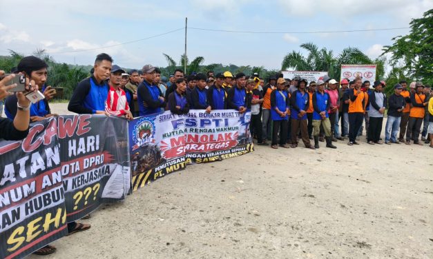 Ratusan Buruh FSPTI MRM Geruduk PT MSS, Dugaan Intervensi Politik Mengemuka