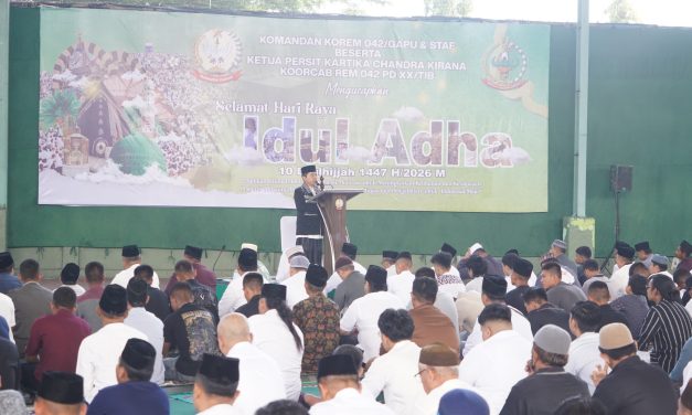 Korem 042/Gapu Gelar Sholat Idul Adha, Perkuat Nilai Pengabdian Dan Kebersamaan