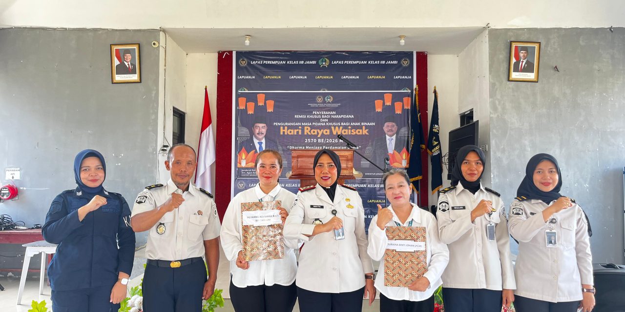 Dua Warga Binaan Lapas Perempuan Jambi Terima Remisi Waisak 2026, Wujud Apresiasi Atas Perubahan Diri