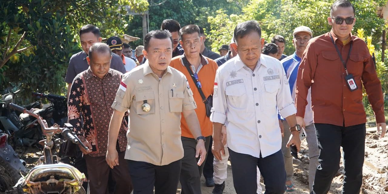 Wabup A Khafidh Dampingi Gubernur Tinjau Pascabanjir, Pemulihan Infrastruktur Jadi Prioritas