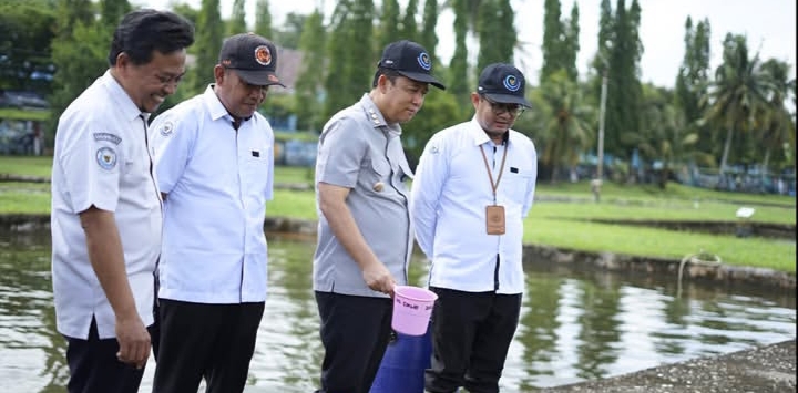 Bupati Muaro Jambi Dorong Penguatan Budidaya Ikan Lewat Sinergi Dengan BPBAT Sungai Gelam