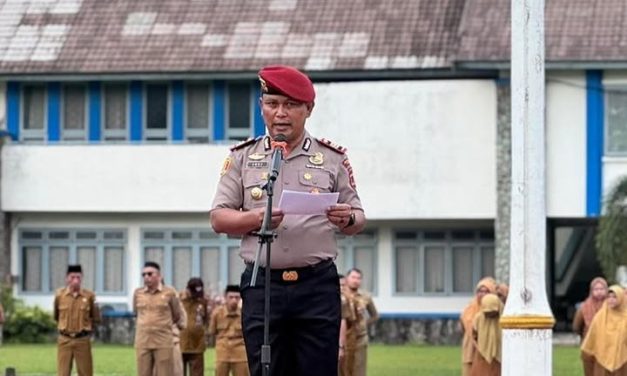 Polres Muaro Jambi Gaungkan Pendidikan Karakter Dan Bahaya Narkoba Di SMA Titian Teras