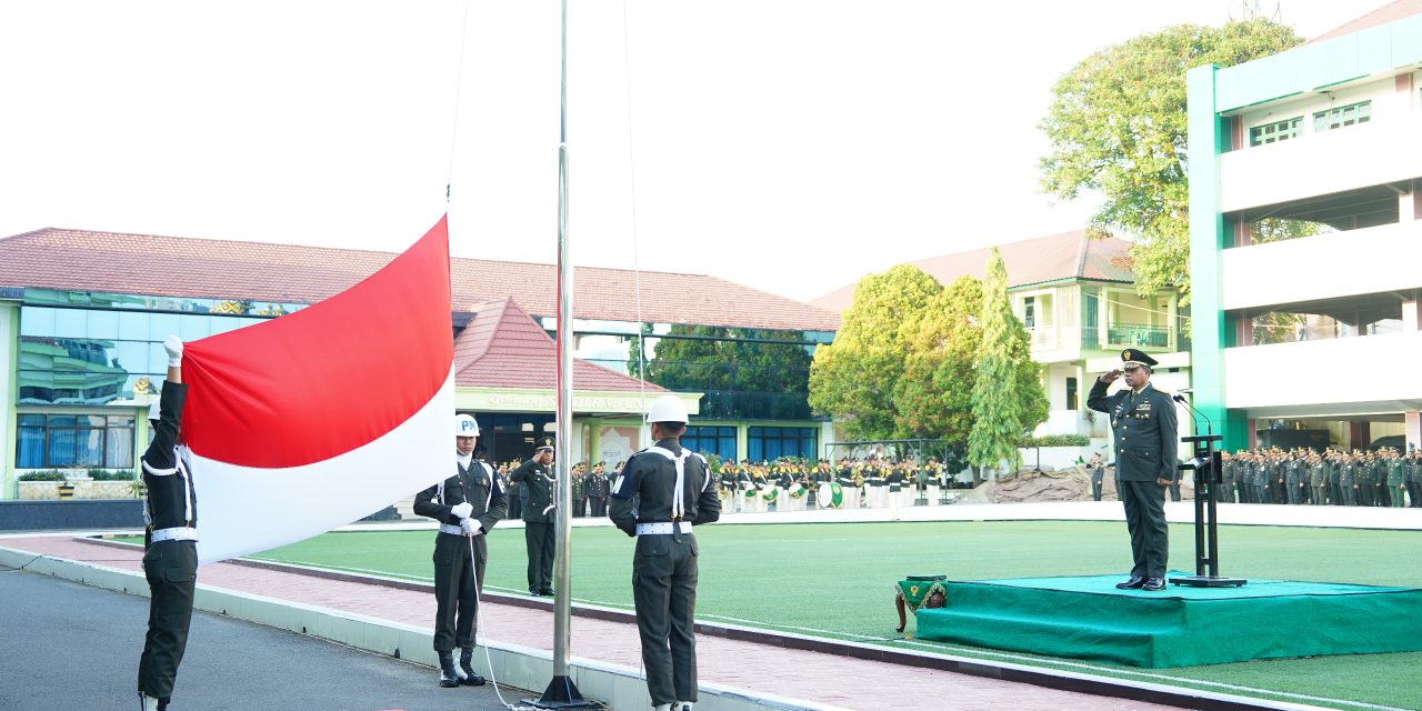 Pimpin Upacara Hari Lahir Pancasila, Kapoksahli Pangdam II/Swj: Pancasila Pemersatu Bangsa dan Fondasi Perdamaian Dunia