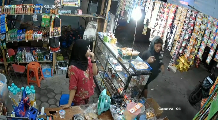 Maling HP Beraksi Di Rajawali Jambi Timur, Pemilik Toko Alami Kerugian Jutaan Rupiah