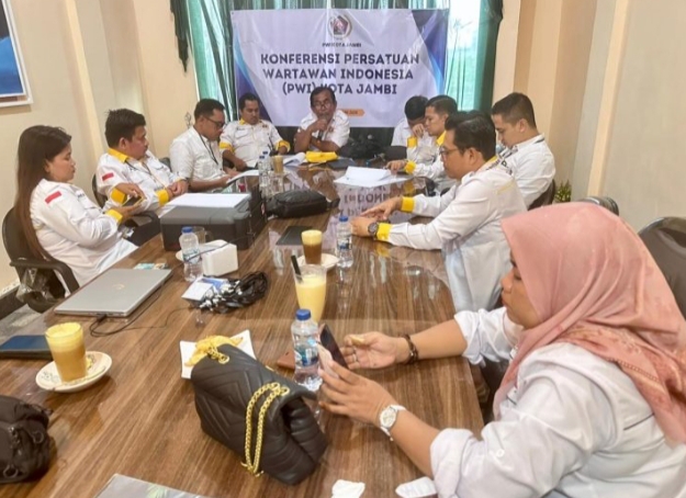 Irwansyah Kembali Pimpin PWI Kota Jambi, Terpilih Aklamasi Dalam Konferensi Kota 2026