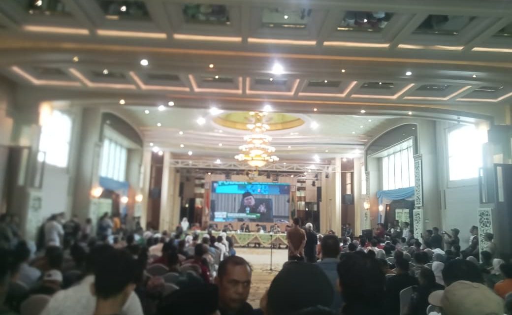 Dialog Publik Pengelolaan Sampah, Maulana-Diza Dorong Kolaborasi Wujudkan Kota Jambi Bersih Dan Berdaya Saing
