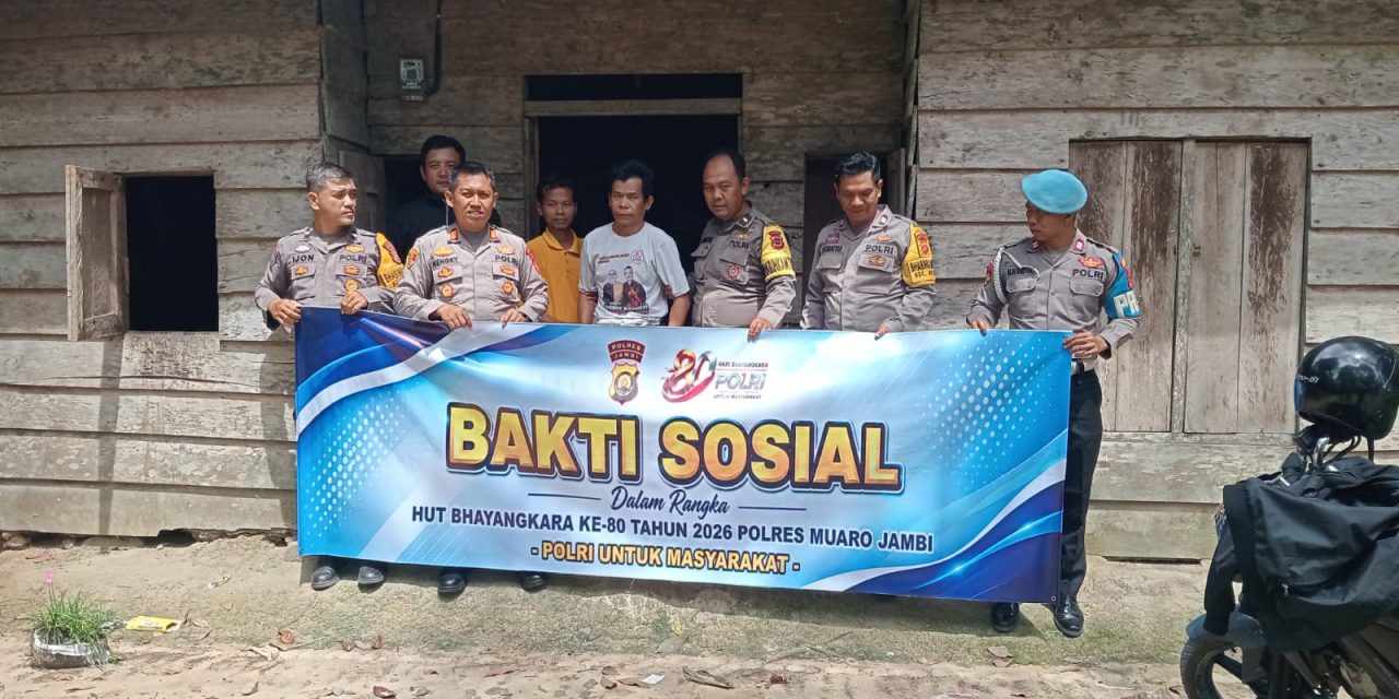 Sambut Hari Bhayangkara Ke-80, Polsek Mestong Salurkan Bantuan Sembako Untuk Warga Desa Ibru