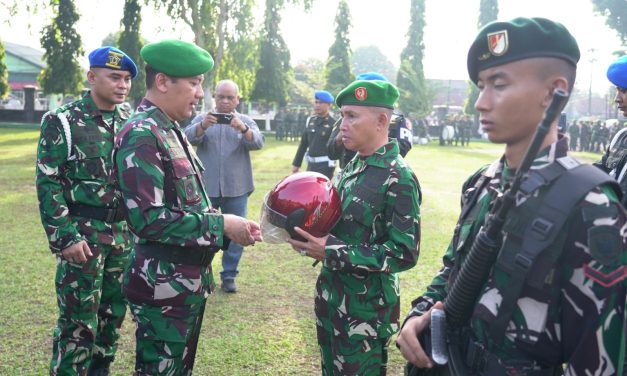 Upacara di Makorem 042/Gapu Diwarnai Aksi Peduli Keselamatan Berkendara