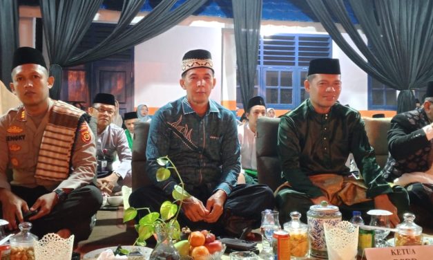 Kapolsek Mestong Hadiri Pembukaan MTQ Ke-30 Tingkat Kecamatan Mestong Di Desa Ibru