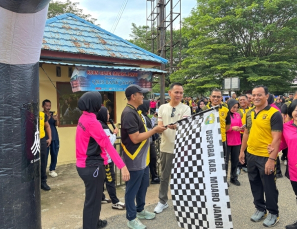 Polres Muaro Jambi Semarakkan HUT Bhayangkara Ke-80 Lewat Olahraga Bersama di KCBN Muaro Jambi