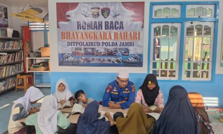 Dedikasi Tanpa Batas, Aipda Abdul Qodir Diganjar Hadiah Umrah Atas Pengabdian Kepada Masyarakat