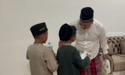 Kapolres Belitung Timur Gelar Yasinan Dan Santunan Anak Yatim Di Rumah Dinas