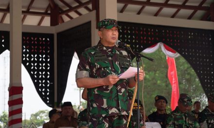 Pangdam XX/Tuanku Imam Bonjol Tutup Karya Bakti Skala Besar Kodim 0420/Sarko