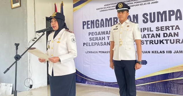 Tujuh Pegawai Lapas Perempuan Kelas IIB Jambi Angkatan 2024 Resmi Diambil Sumpah Sebagai Pegawai Negeri Sipil