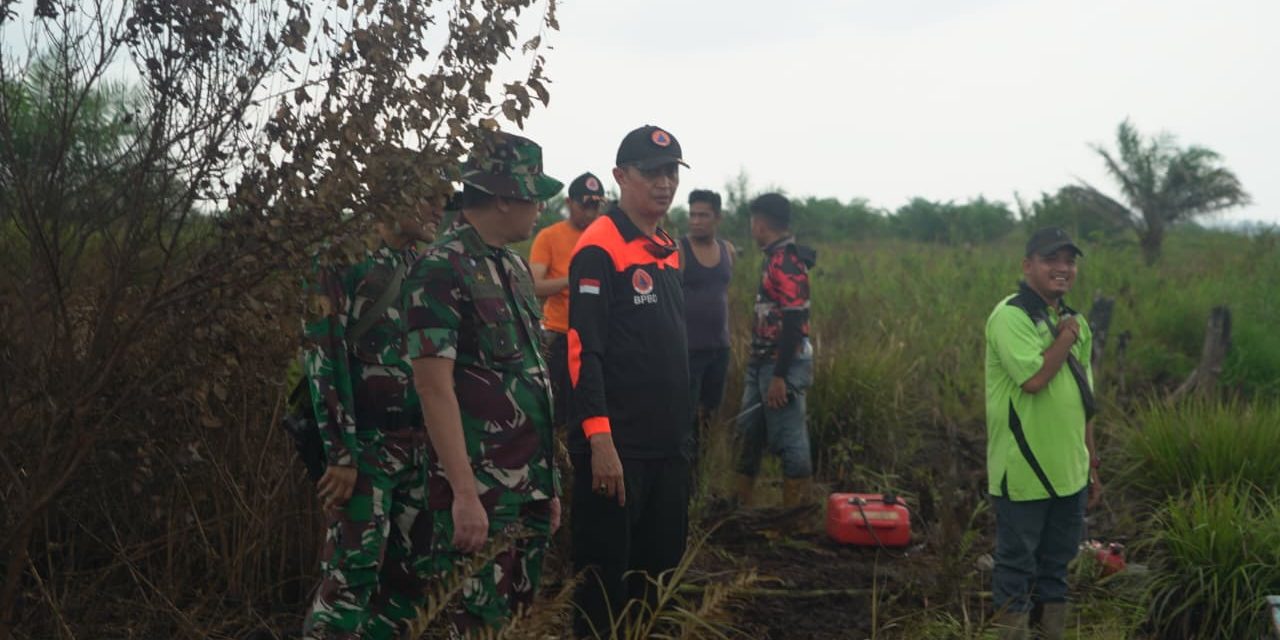 Kasrem 042/Gapu Tinjau Lokasi Karhutla Di Muaro Jambi, Pastikan Api Padam Dan Pendinginan Berjalan Optimal
