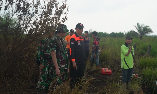 Kasrem 042/Gapu Tinjau Lokasi Karhutla Di Muaro Jambi, Pastikan Api Padam Dan Pendinginan Berjalan Optimal
